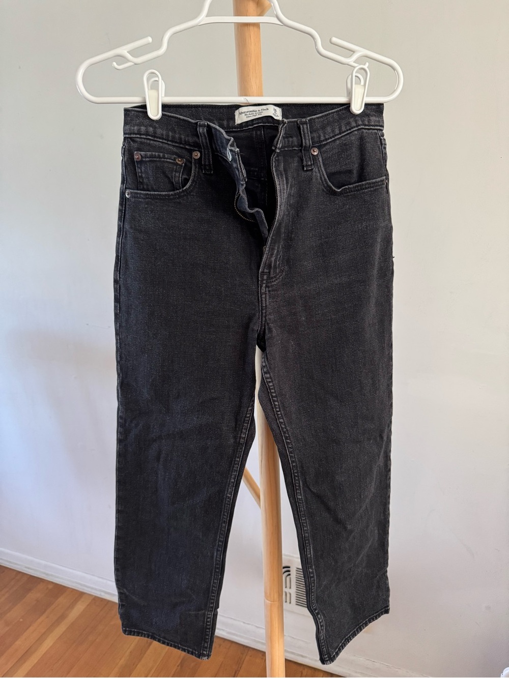 Abercrombie & Fitch Ankle Straight Jeans